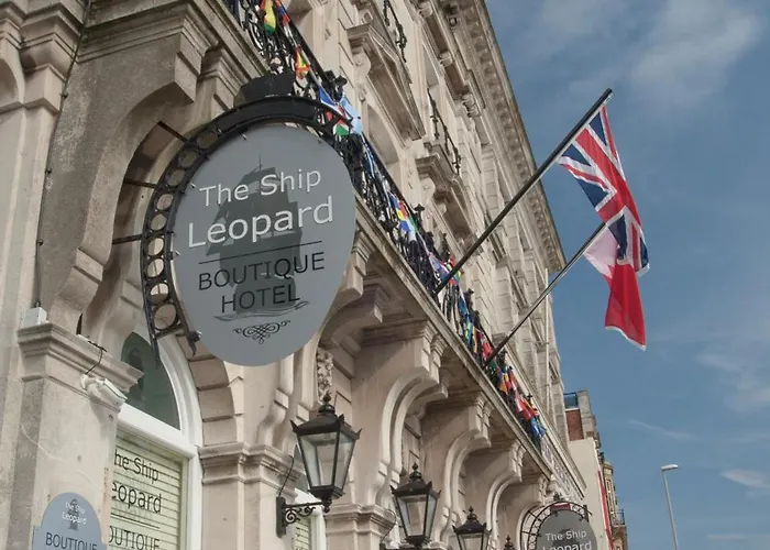 The Ship Leopard Hotel - No Children (Adults Only)